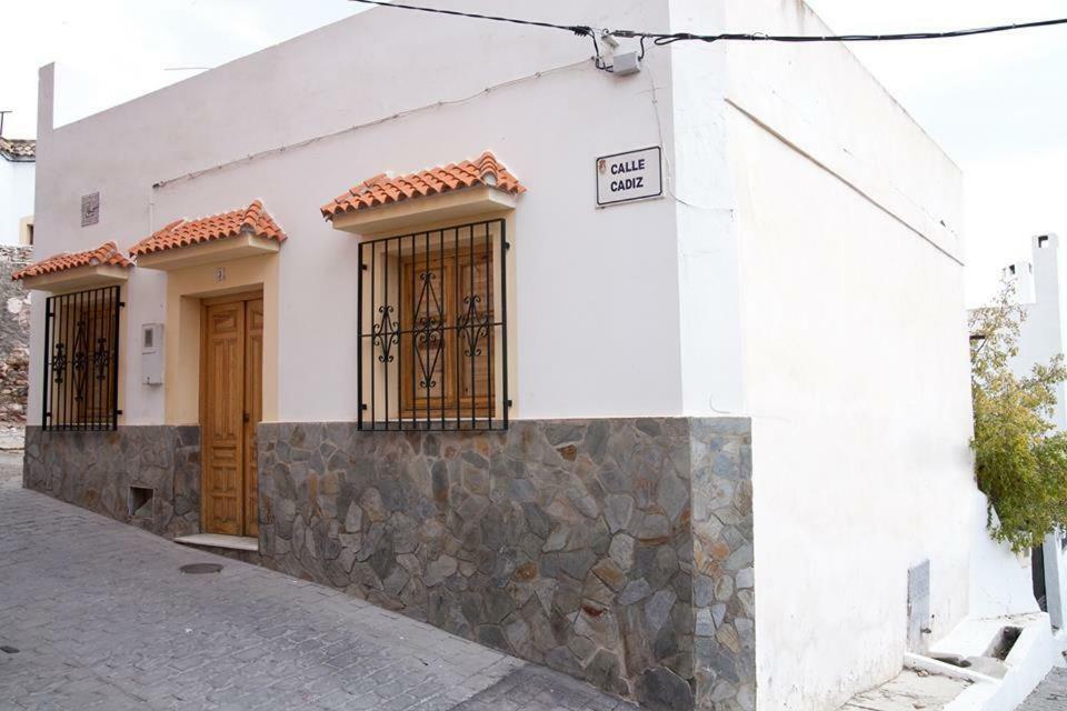 Holiday home Vivienda Rural El Mirador De *